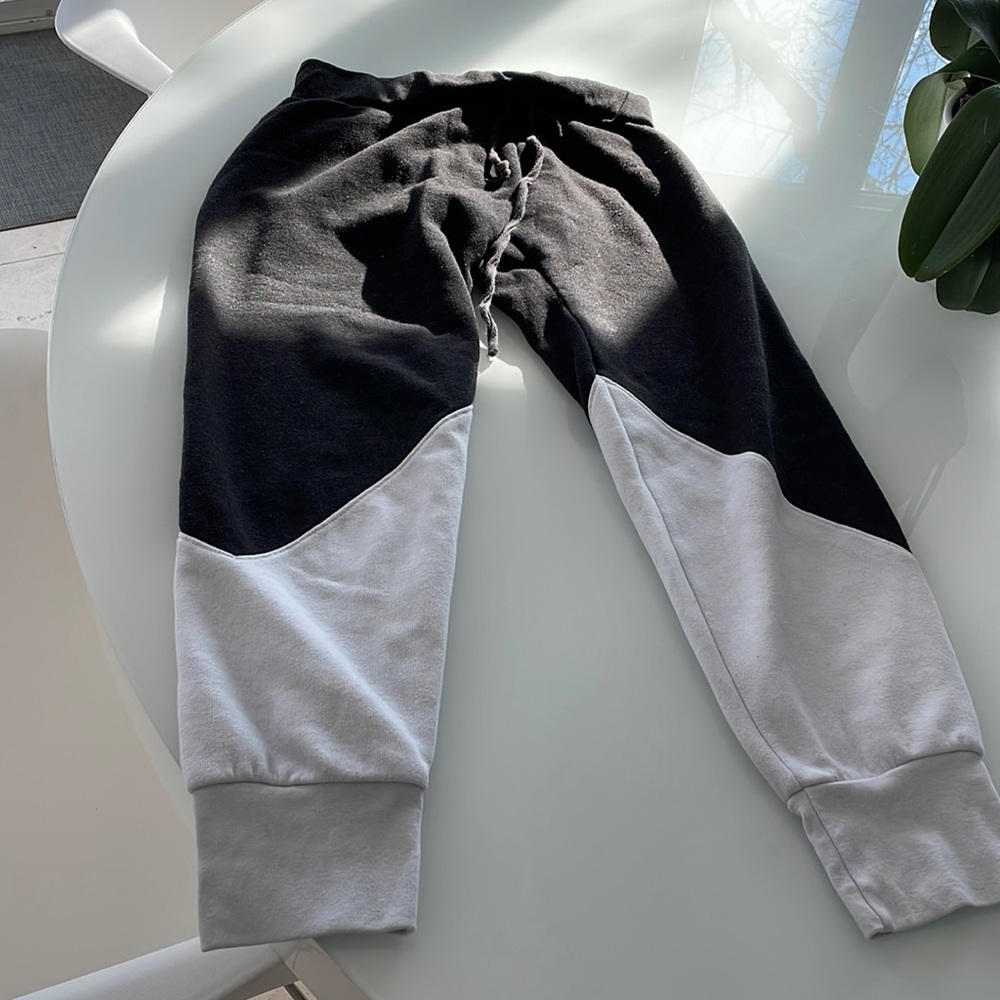 Aviator nation size xs white and black sweatpants